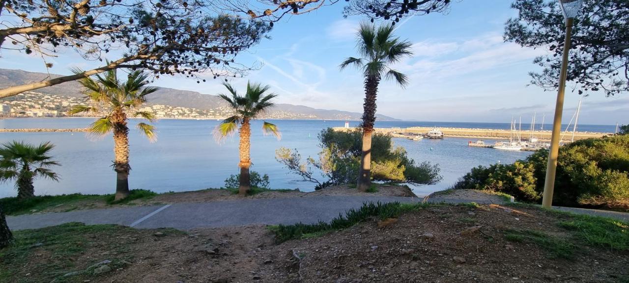 Studio La mer à Bormes-les-Mimosas Exterior foto